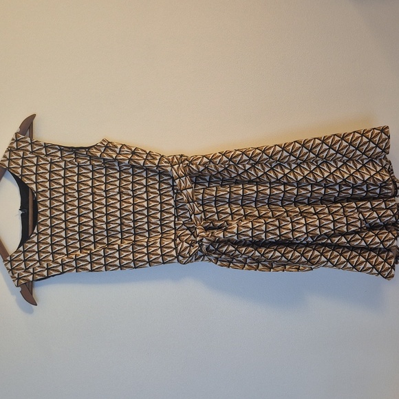 NWT Anthropologie Hutch Amina Geometic Pattern Black Gold Sleeveless Lined - Picture 2 of 10